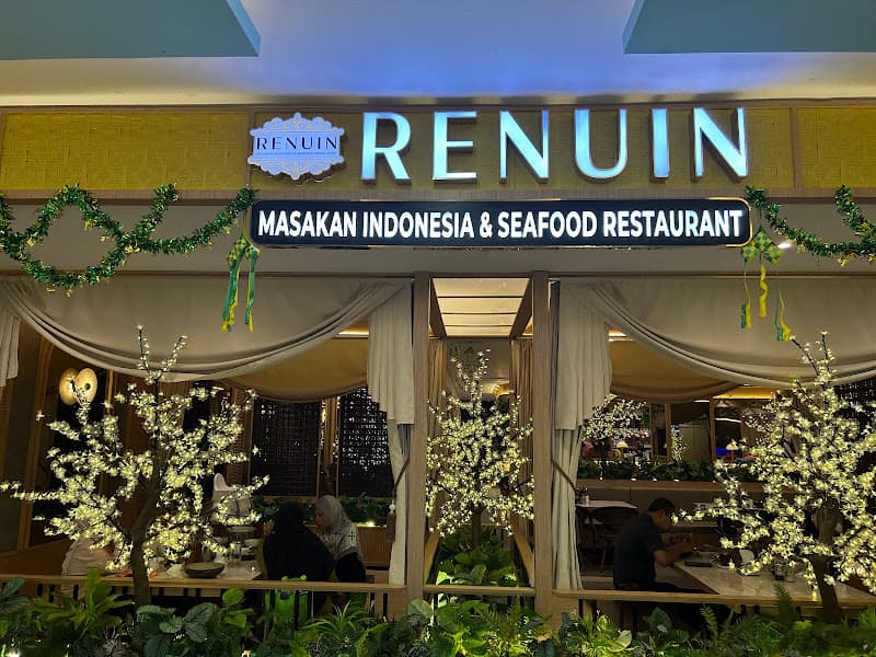 Renuin Restaurant Nagoya Hill
